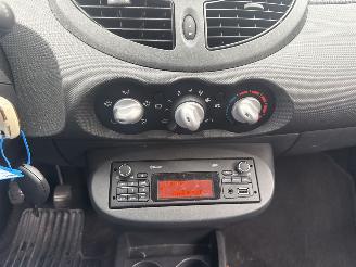 Renault Twingo 1.2 16V Collection picture 21