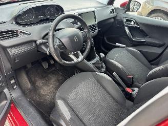 Peugeot 208 1.2 PureTech Blue Lease Premium picture 7