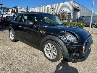 Avarii autoturisme Mini One 1.2 Automaat Business 2014/11