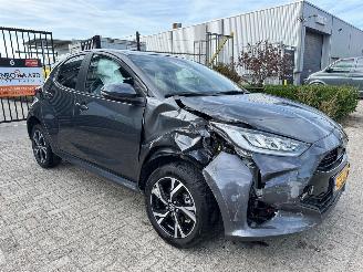 skadebil auto Toyota Yaris 1.5 Hybrid 115 First Edition 2024/7