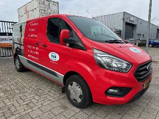 krockskadad bil bedrijf Ford Transit Custom 300 2.0 TDCI L2H1 Trend 2018/8