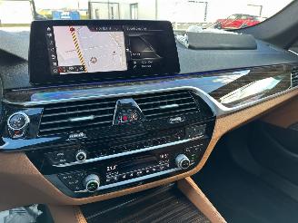 BMW 5-serie 540i xDrive High Executive picture 14