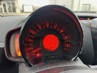 Toyota Aygo 1.0 VVT-i x-cite picture 10