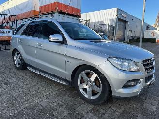 Unfallwagen Mercedes ML 350 BlueTEC 2012/1