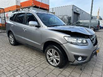 škoda osobní automobily Hyundai Santa Fe 2.4i CVVT Dynamic 2012/2