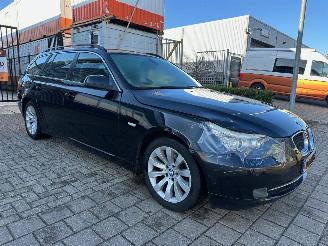 Vaurioauto  passenger cars BMW 5-serie 520i Corporate Lease Business Line Edition I 2010/9
