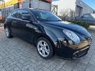 Damaged car Alfa Romeo MiTo 1.4 Distinctive 2010/2