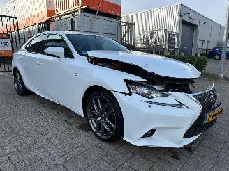 Damaged car Lexus IS 300h F Sport Edition 2014/9