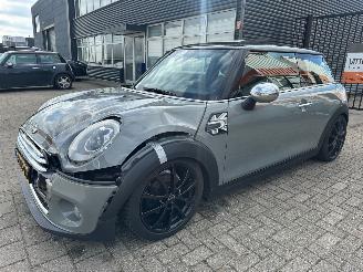 Mini Cooper 1.5 First Born Edition picture 3