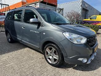 Coche accidentado Dacia Lodgy 1.2 TCe Série Limitée Stepway 5p. 2018/4