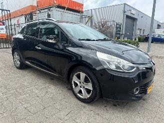 krockskadad bil auto Renault Clio 0.9 TCe Dynamique 2013/8