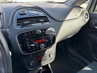 Fiat Punto Evo 0.9 TwinAir Lounge picture 13