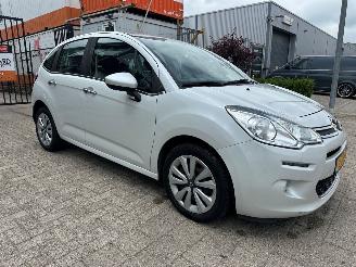 skadebil auto Citroën C3 1.2 PureTech Collection 2015/10