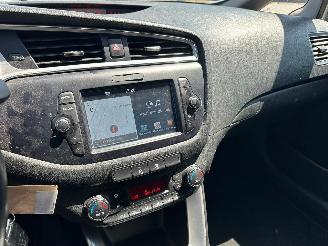 Kia Cee d SZ-530-L picture 12
