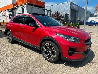 Voiture accidenté Kia Xceed 1.6 T-GDi ExecutiveLine Automaat 2020/3