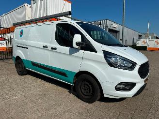 skadebil bedrijf Ford Transit Custom 300 2.0 TDCI L2H1 Trend 2019/10