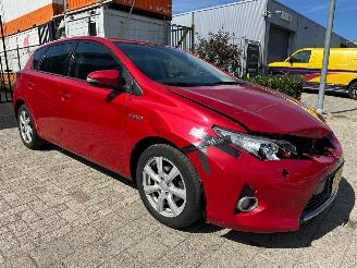 krockskadad bil auto Toyota Auris 1.8 Hybrid Lease+ 2015/9
