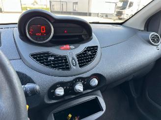 Renault Twingo 1.2-16V Authentique picture 11