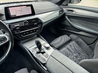 BMW 5-serie 540i xDrive High Executive picture 14