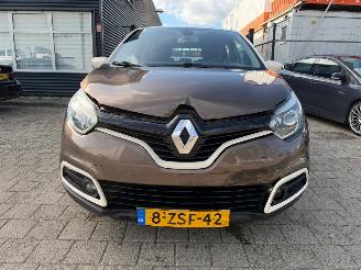 Renault Captur 0.9 TCe Dynamique picture 2