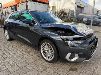 krockskadad bil auto Audi A3 30 TFSI Advanced edition 2023/5
