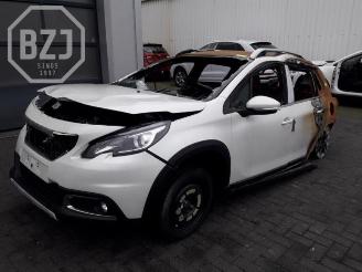 Vrakbiler auto Peugeot 2008 2008 (CU), MPV, 2013 / 2019 1.2 12V e-THP PureTech 110 2020/0