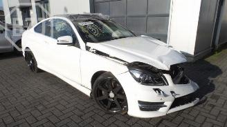 Mercedes C-klasse C (C204), Coupe, 2011 1.6 C-180 16V BlueEfficiency picture 2
