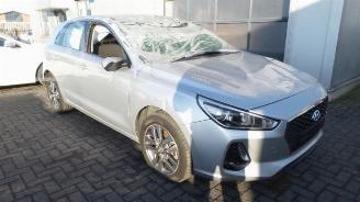 Hyundai I-30  picture 2