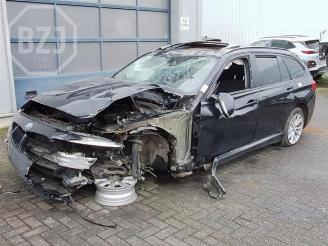 Auto da rottamare BMW 3-serie 3 serie Touring (F31), Combi, 2012 / 2019 318d 2.0 16V 2019