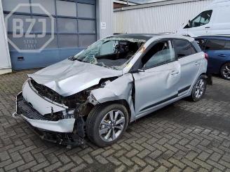 Coche siniestrado Hyundai I-20 i20 (GBB), Hatchback, 2014 / 2020 1.2i 16V Lpi 2017