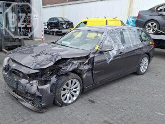 Démontage voiture BMW 3-serie 3 serie Touring (F31), Combi, 2012 / 2019 320d 2.0 16V 2013