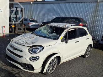 Vrakbiler auto Fiat 500X 500X (334), SUV, 2014 1.0 FireFly Turbo 114 12V 2020/7