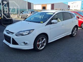 skadebil auto Ford Focus Focus 3, Hatchback, 2010 / 2020 1.6 EcoBoost 16V 2013/6