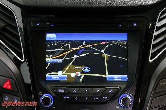 Hyundai I-40 1.7 CRDi 16v Led Leder Lichtmetaal Camera Navi Stoelverwarming Thuiskomer picture 20