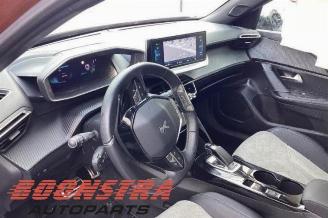 Peugeot 2008 2008 (UD/UK/UR/US/UX), MPV, 2019 e-2008 50 kWh picture 8