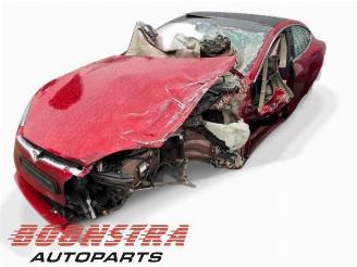 Purkuautot passenger cars Tesla Model S Model S, Liftback, 2012 90D 2016/12