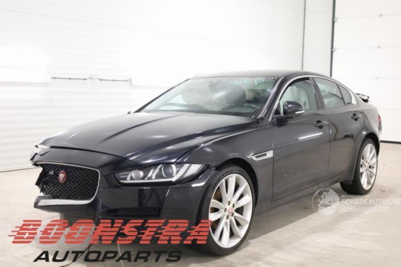 Jaguar XE XE, Sedan, 2015 2.0d 180 16V