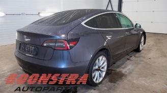 Tesla Model 3 Model 3, Sedan, 2017 Long Range AWD 75 kWh picture 7
