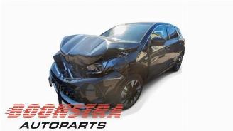 Vrakbiler auto Opel Grandland Grandland (X), SUV, 2017 1.6 Turbo 16V Hybrid 2023/6