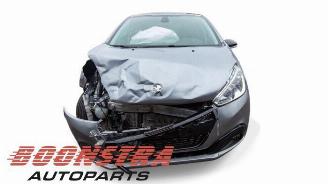 Peugeot 208 208 I (CA/CC/CK/CL), Hatchback, 2012 / 2019 1.2 12V e-THP PureTech 110 picture 8