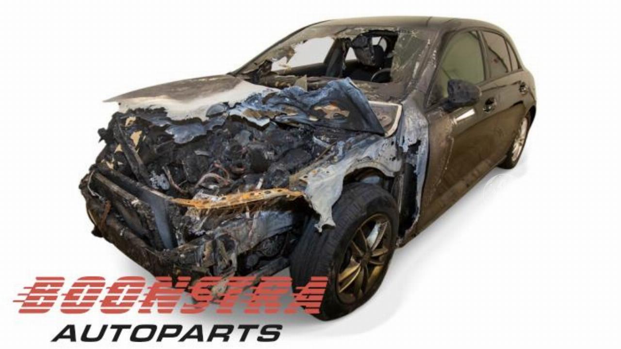 Mercedes A-klasse A (177.0), Hatchback, 2018 / 2026 1.3 A-180 Turbo 16V