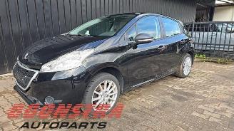 Dezmembrări autoturisme Peugeot 208 208 I (CA/CC/CK/CL), Hatchback, 2012 / 2019 1.0 Vti 12V PureTech 2013/12