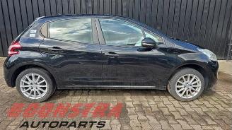 Peugeot 208 208 I (CA/CC/CK/CL), Hatchback, 2012 / 2019 1.0 Vti 12V PureTech picture 3