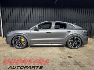 Porsche Cayenne Cayenne III (9YA), SUV, 2017 4.0 V8 Turbo S 32V E-Hybrid picture 6