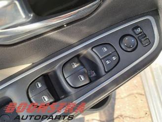 Nissan Micra Micra (K14), Hatchback, 2016 / 2025 1.0 IG-T 92 picture 15