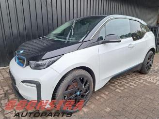 Vrakbiler auto BMW i3 i3 (I01), Hatchback, 2013 / 2022 i3 120Ah 2021/5