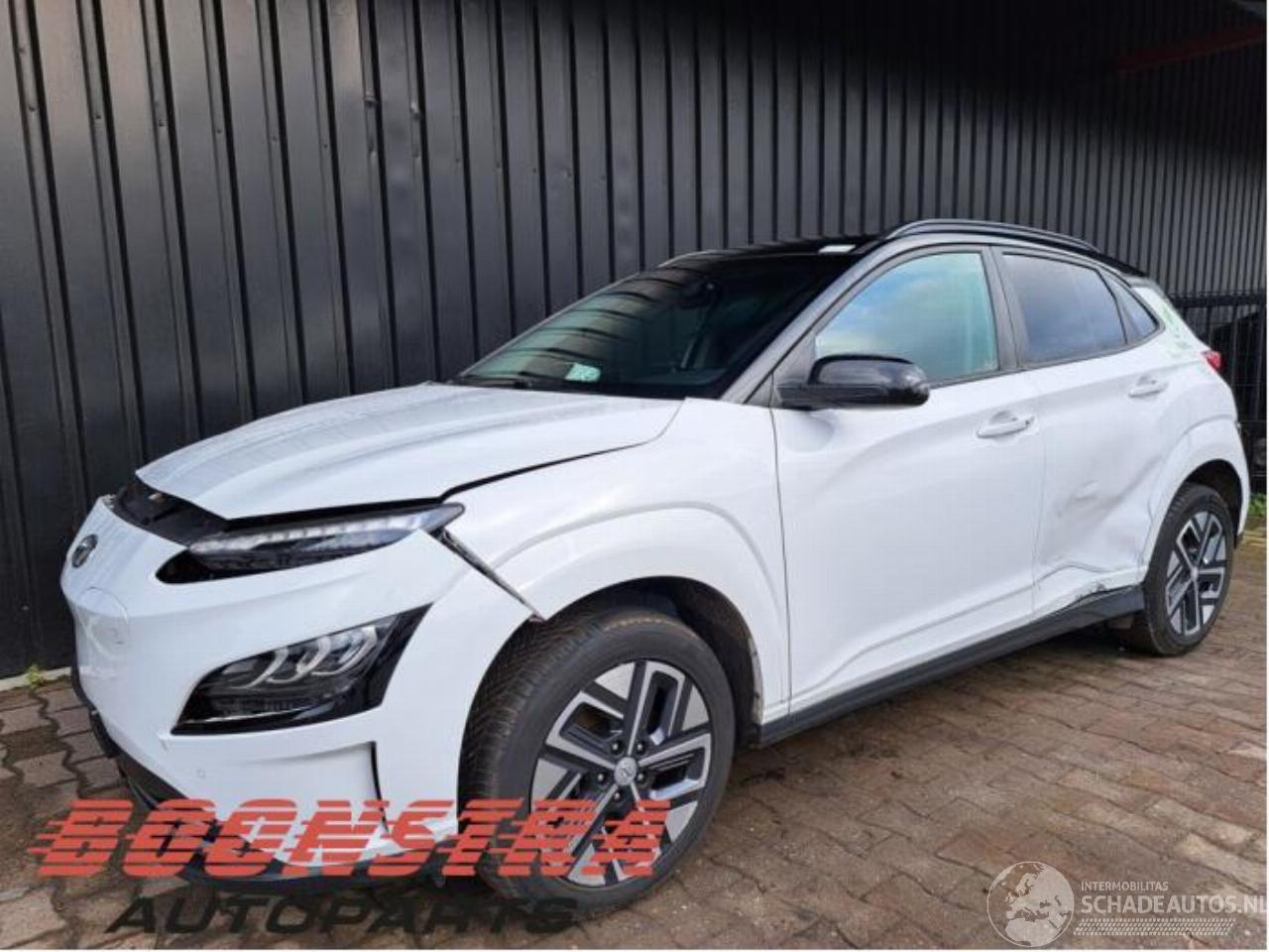 Hyundai Kona Kona (OS), SUV, 2017 / 2023 64 kWh