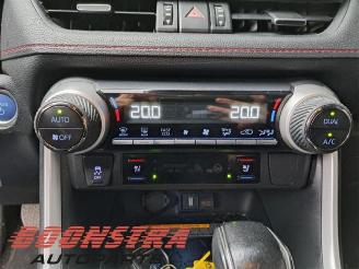 Toyota Rav-4 RAV4 (A5), Terreinwagen, 2018 2.5 Plug-in Hybrid 16V AWD picture 14