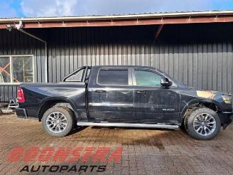 Dodge Ram 1500 Crew Cab, Quad Cab (DT), Pick-up, 2018 5.7 Hemi V8 4x4 picture 3