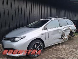 Coche siniestrado Toyota Auris Touring Sports Auris Touring Sports (E18), Combi, 2013 / 2018 1.8 16V Hybrid 2017/5